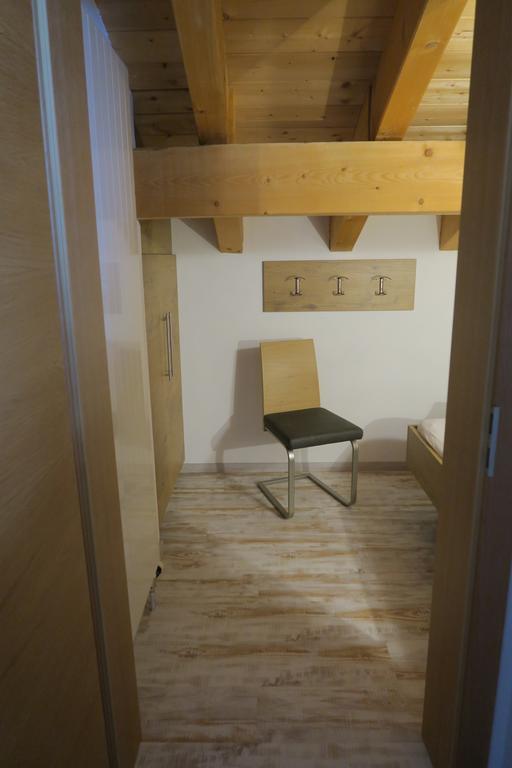 Apartment Madlaina ซัมเนาน์ ภายนอก รูปภาพ